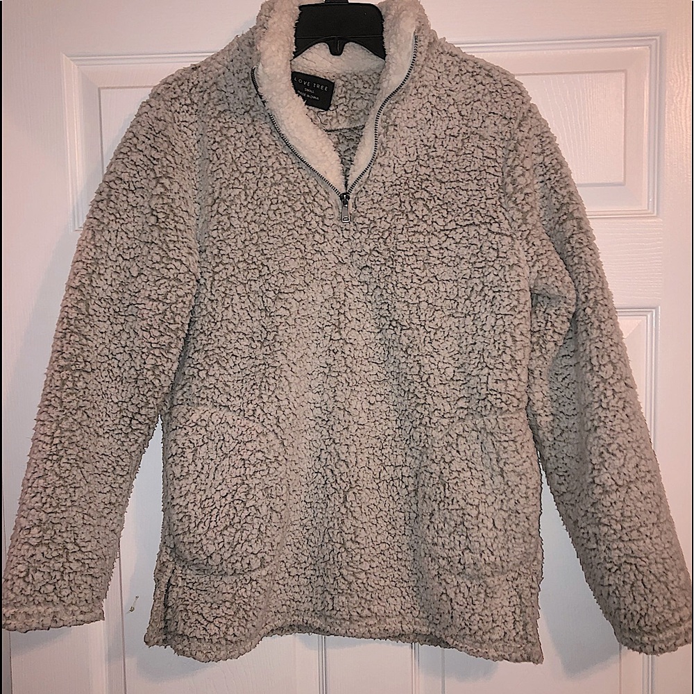 FUZZY SWEATSHIRT
